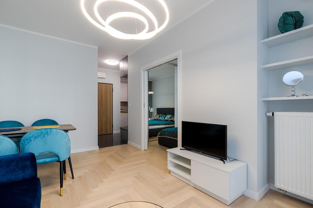 Wola Luxe Apartment Warsaw Exterior photo
