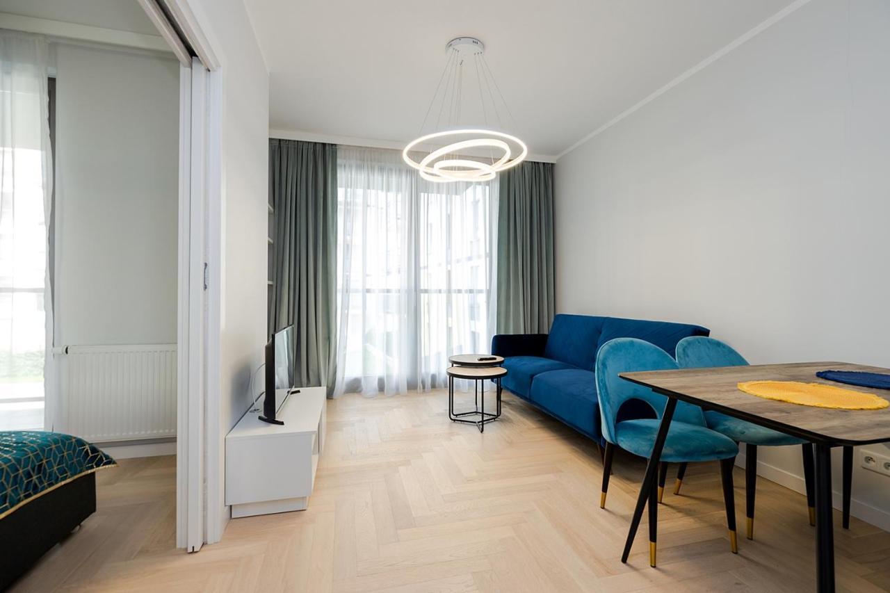 Wola Luxe Apartment Warsaw Exterior photo
